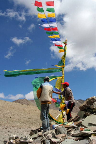 markha valley trek on a budget flags ladakh india