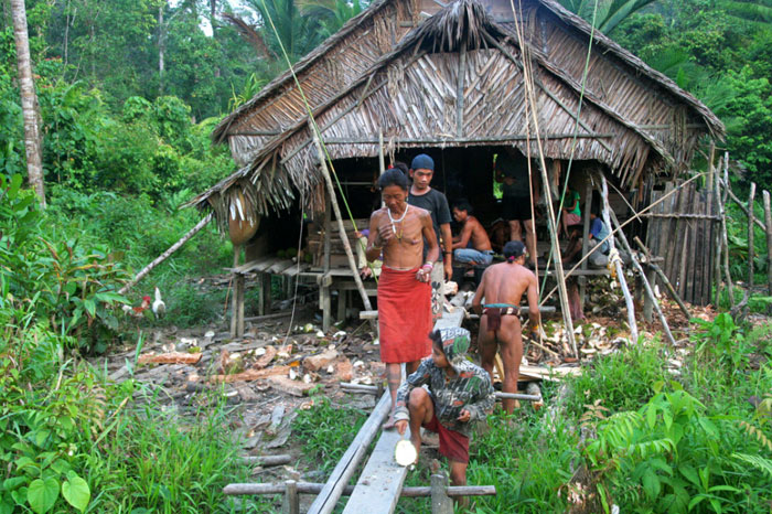 traditional longhouse Hiking the mentawai islands on a budget