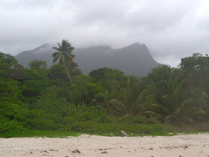 las cuevas beach backpacking in trinidad and tobago