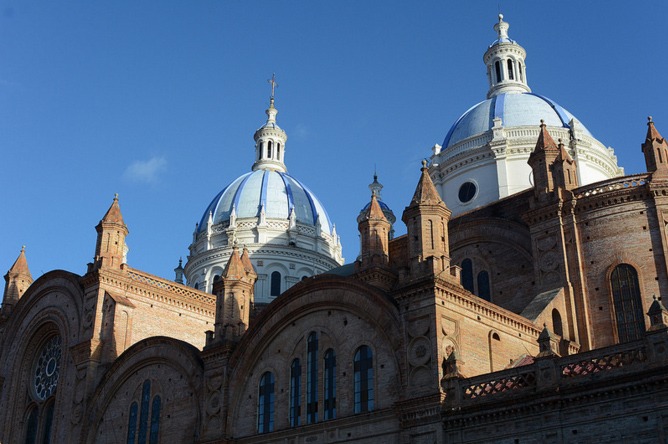 backpacking ecuador cuenca