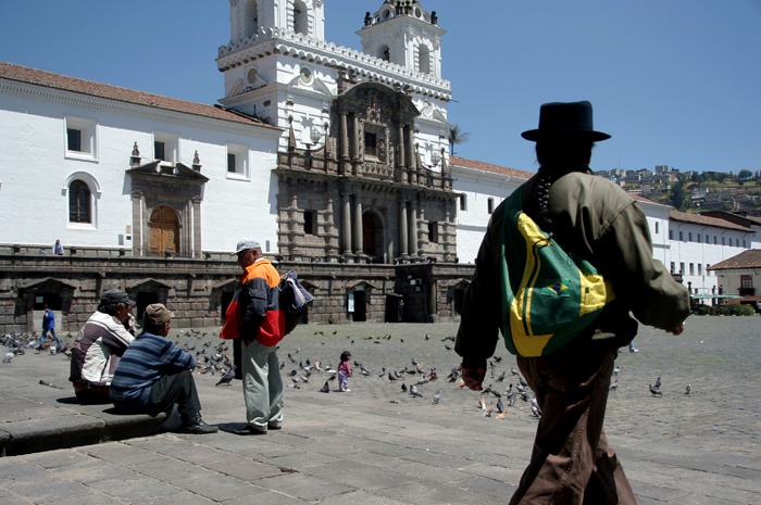 mochilero por ecuador san francisco quito