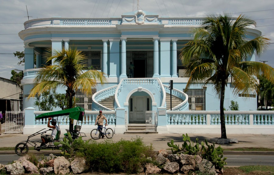 Cienfuegos mochilero por cuba