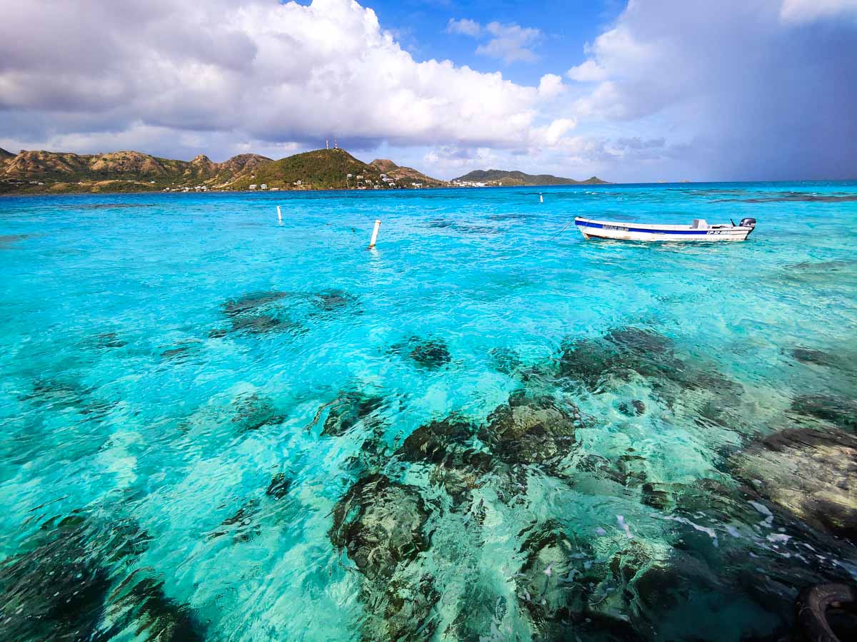 El agua en Crab Cay